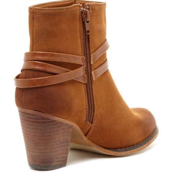 BUCCO Emmy Brown Camel Tan Zipper Ankle Boots Booties Sz 8.5 EUC - Picture 7 of 8